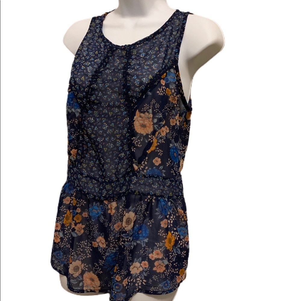 Xhilaration top